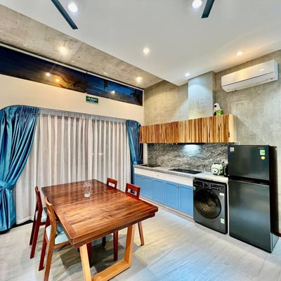 Vermietung einer neuen Luxuswohnung mit 2 Schlafzimmern, im Stadtteil Ngu Hanh Son, Da Nang, Vietnam